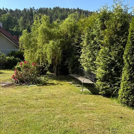 Cerveny Vrch Apartament Decin